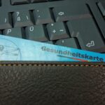 Własna firma, a praca na etacie? Wady i zalety!