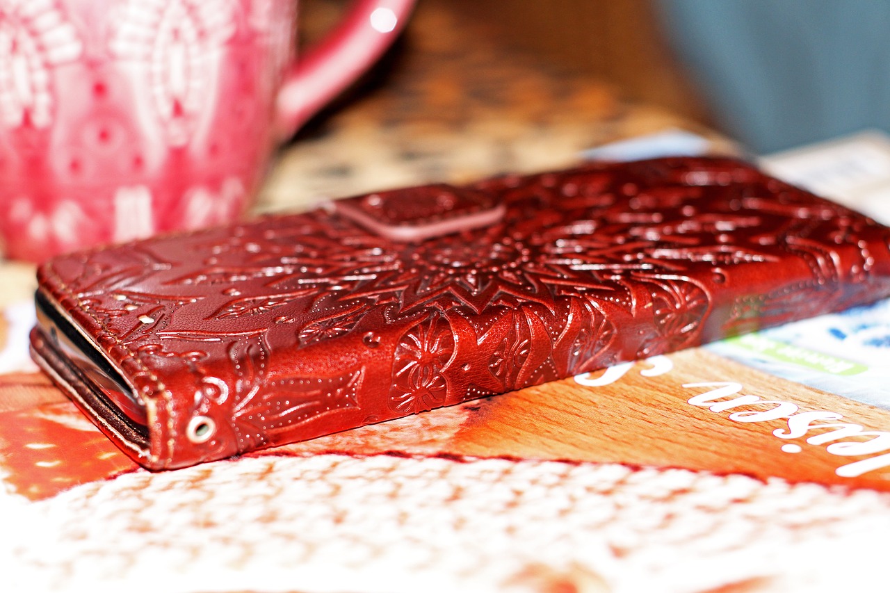 Jak wybrać pokrowiec na telefon?