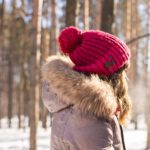 Czapki zimowe z nadrukiem – hit czy kit?