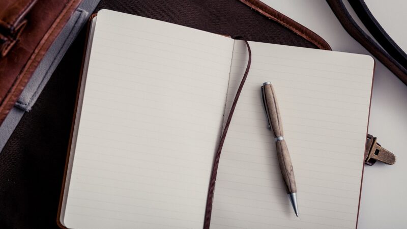 Ergonomiczny kształt długopisu – czy wpływa to na wygodę użytkowania?