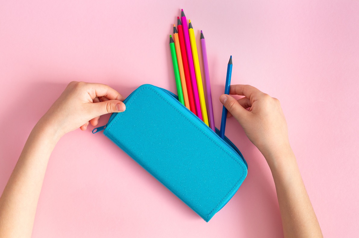 Piórnik z Nadrukiem: Idealny Gadżet dla Promocji Firm Edukacyjnych